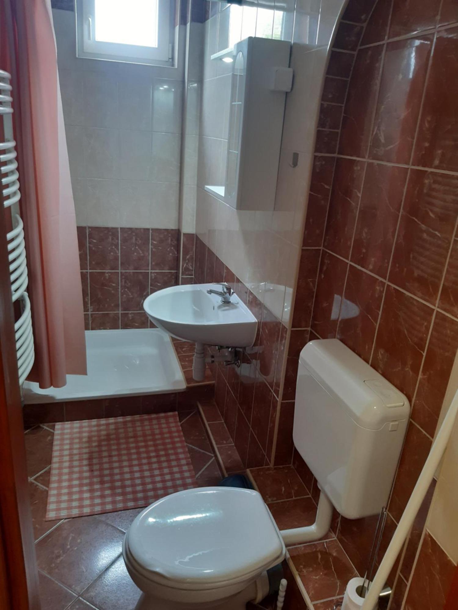Sasfeszek Apartment Hajdúszoboszló Екстериор снимка
