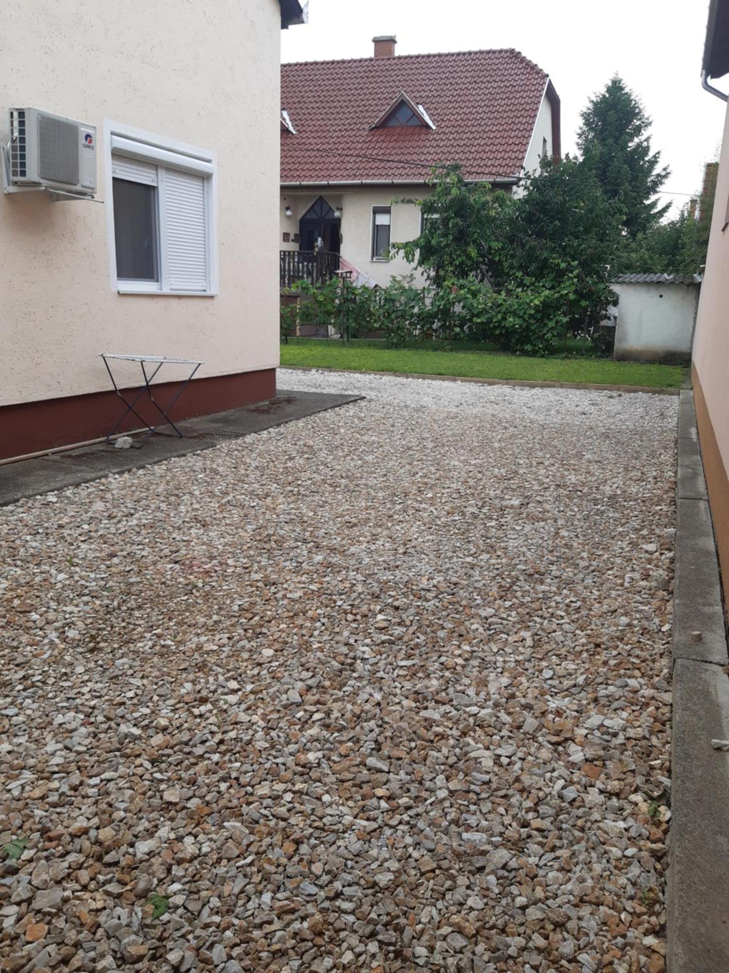 Sasfeszek Apartment Hajdúszoboszló Екстериор снимка
